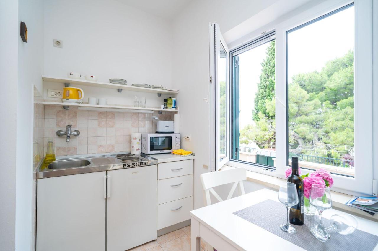Apartments Villa Ivka ดูบรอฟนิก ภายนอก รูปภาพ