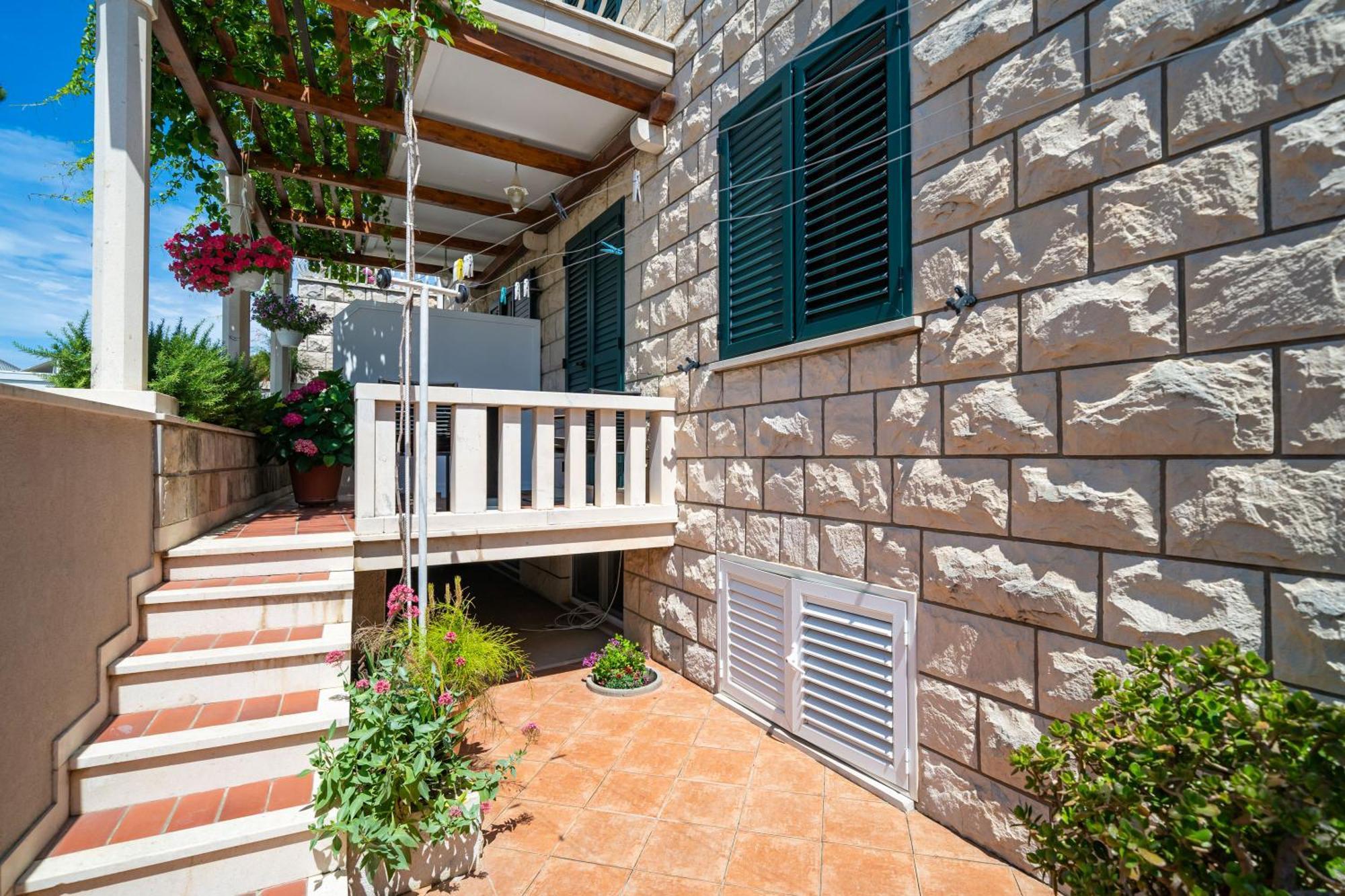 Apartments Villa Ivka ดูบรอฟนิก ภายนอก รูปภาพ